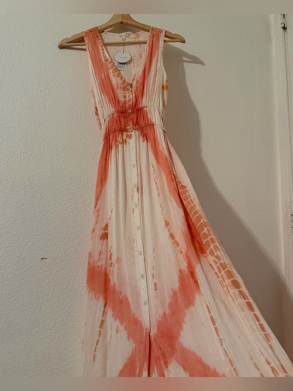 En Crème Coral and Cream Tie-Dye Sleeveless Maxi Dress Size Small NWT